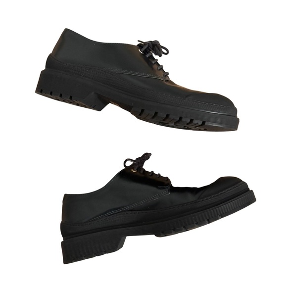 WANT Les Essentiels Forest Green Oxfords with Black Rubber Bottoms - Picture 7 of 9